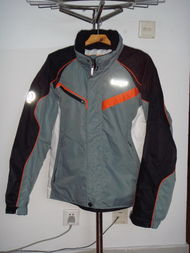 外貿服裝 運動服裝生產供應商與服飾制造的專業(yè)指南